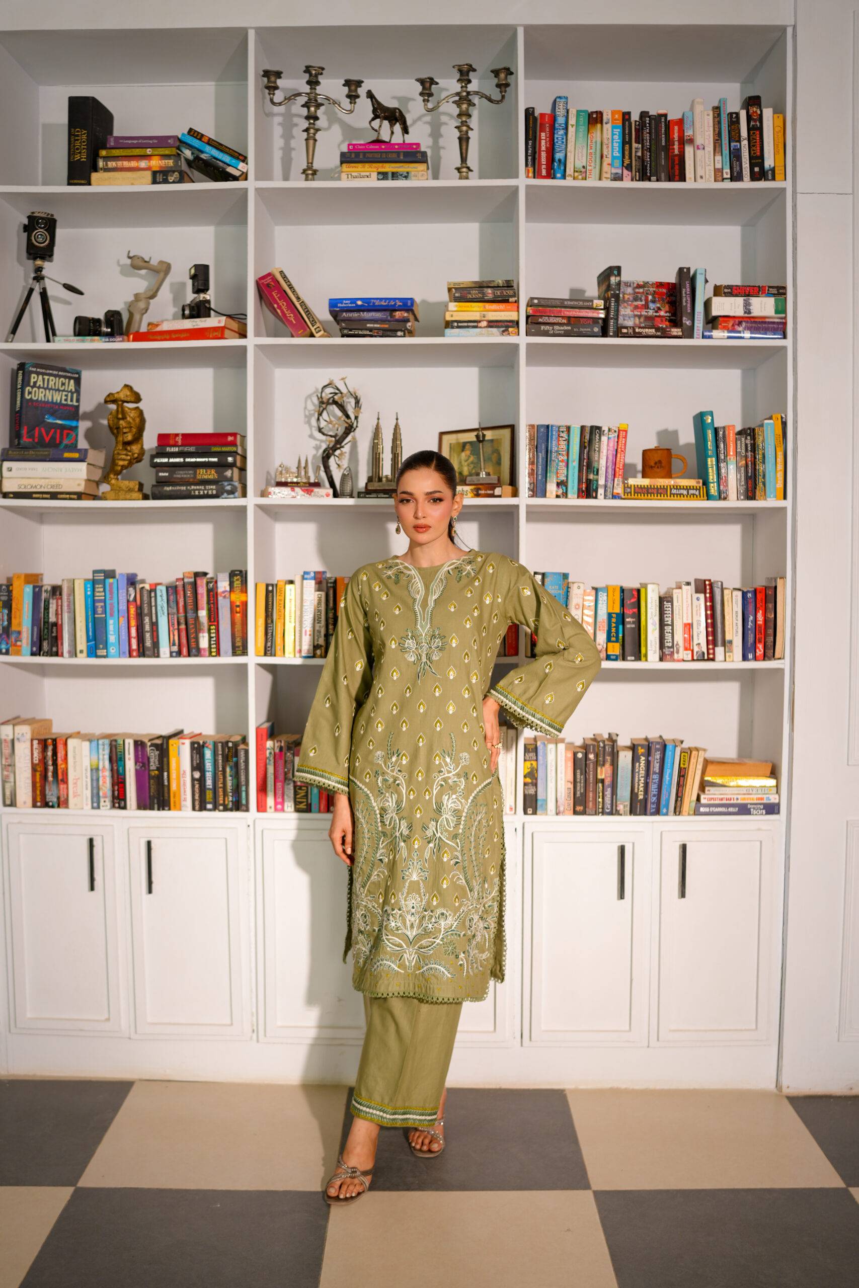 Elegant Olive Green Embroidered Khaddar Ensemble