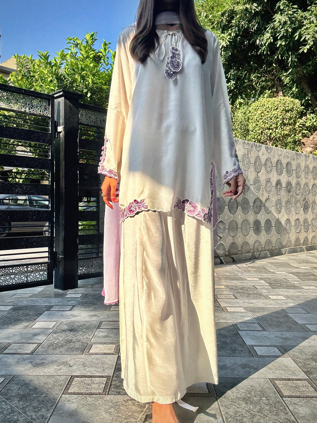 White Hand-Embellished 3-Piece Silk Luxury Suit with Purple Dupatta