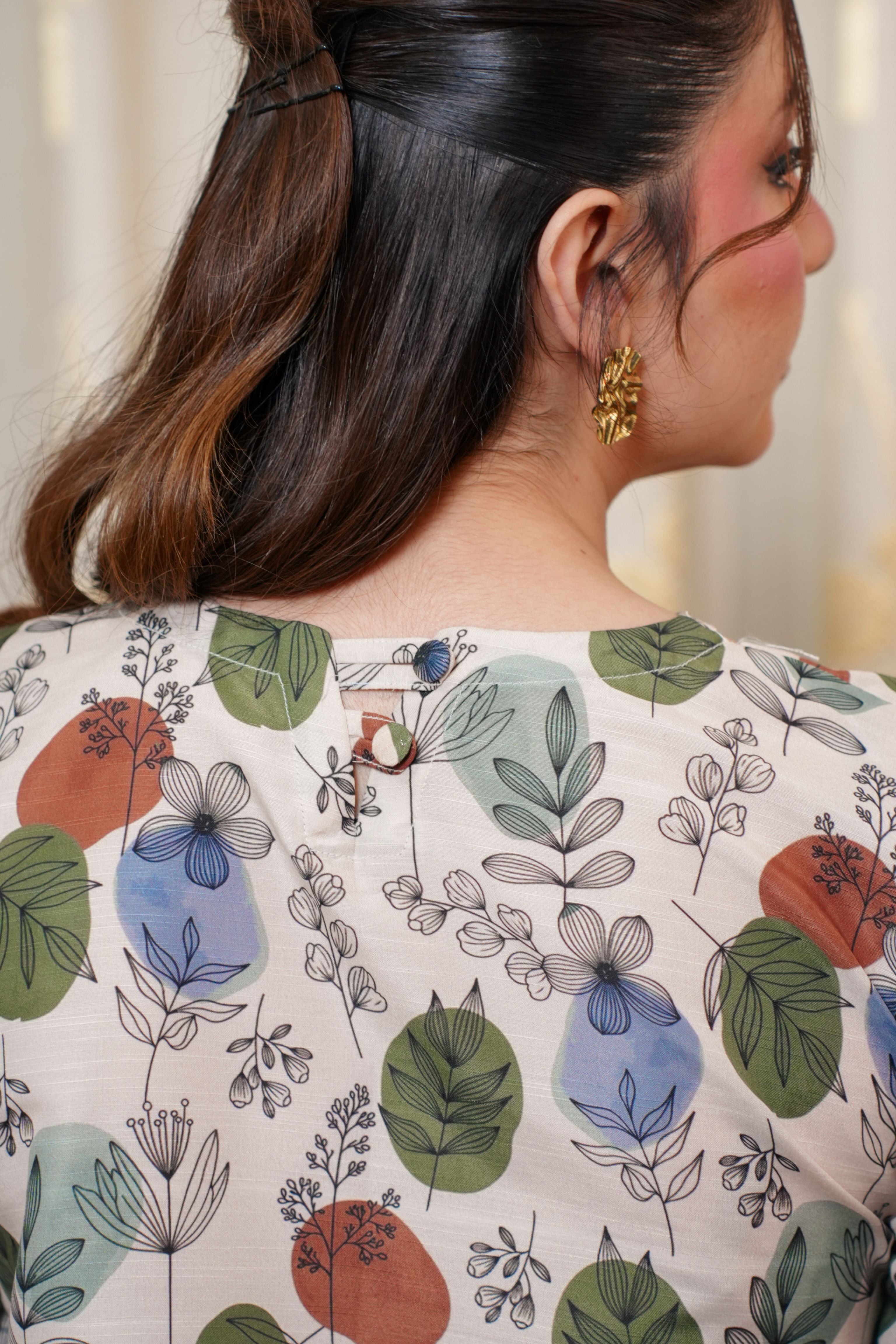 Botanical Print Sleeved 2-Piece Suit